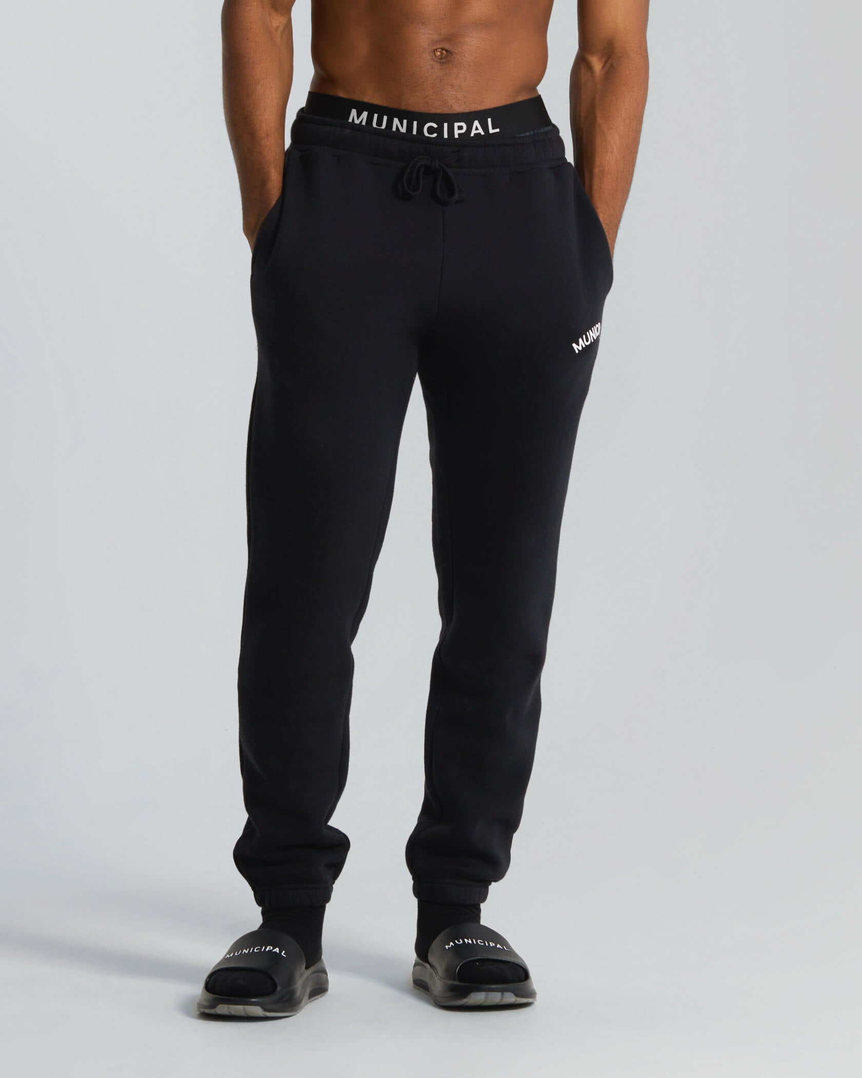 M.OG 330 Sweatpants |Black / White| front