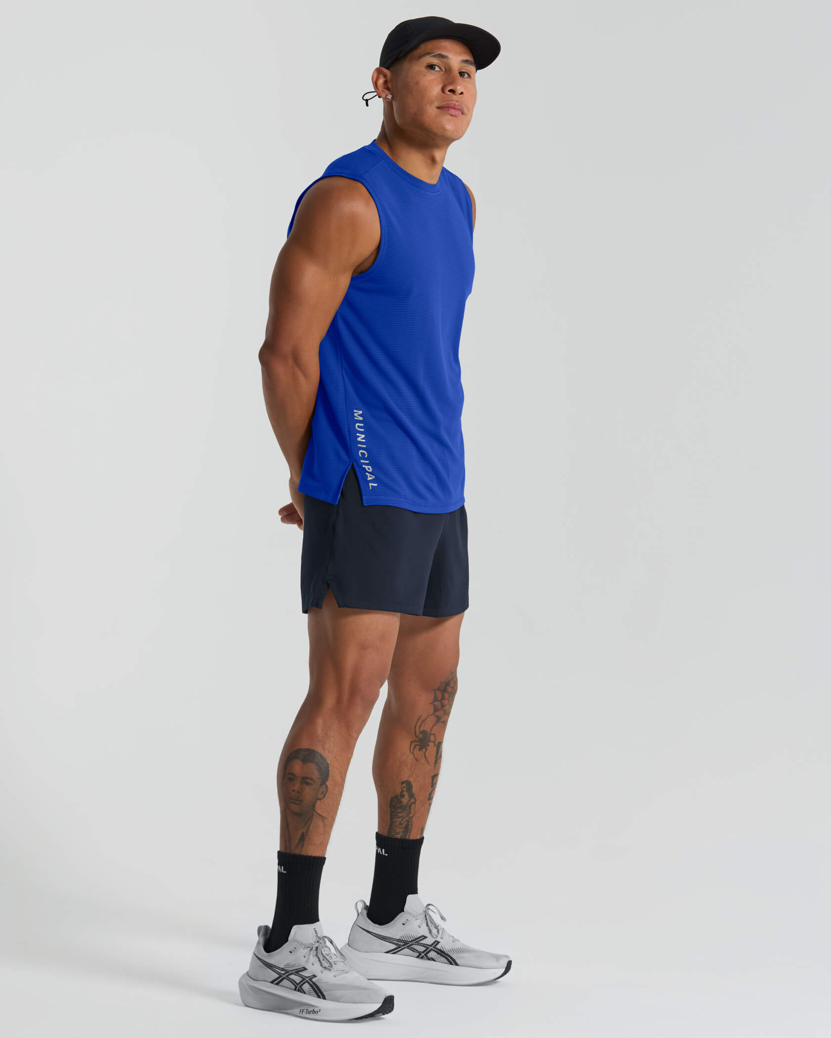 Run Core Tank |Cobalt| outfit