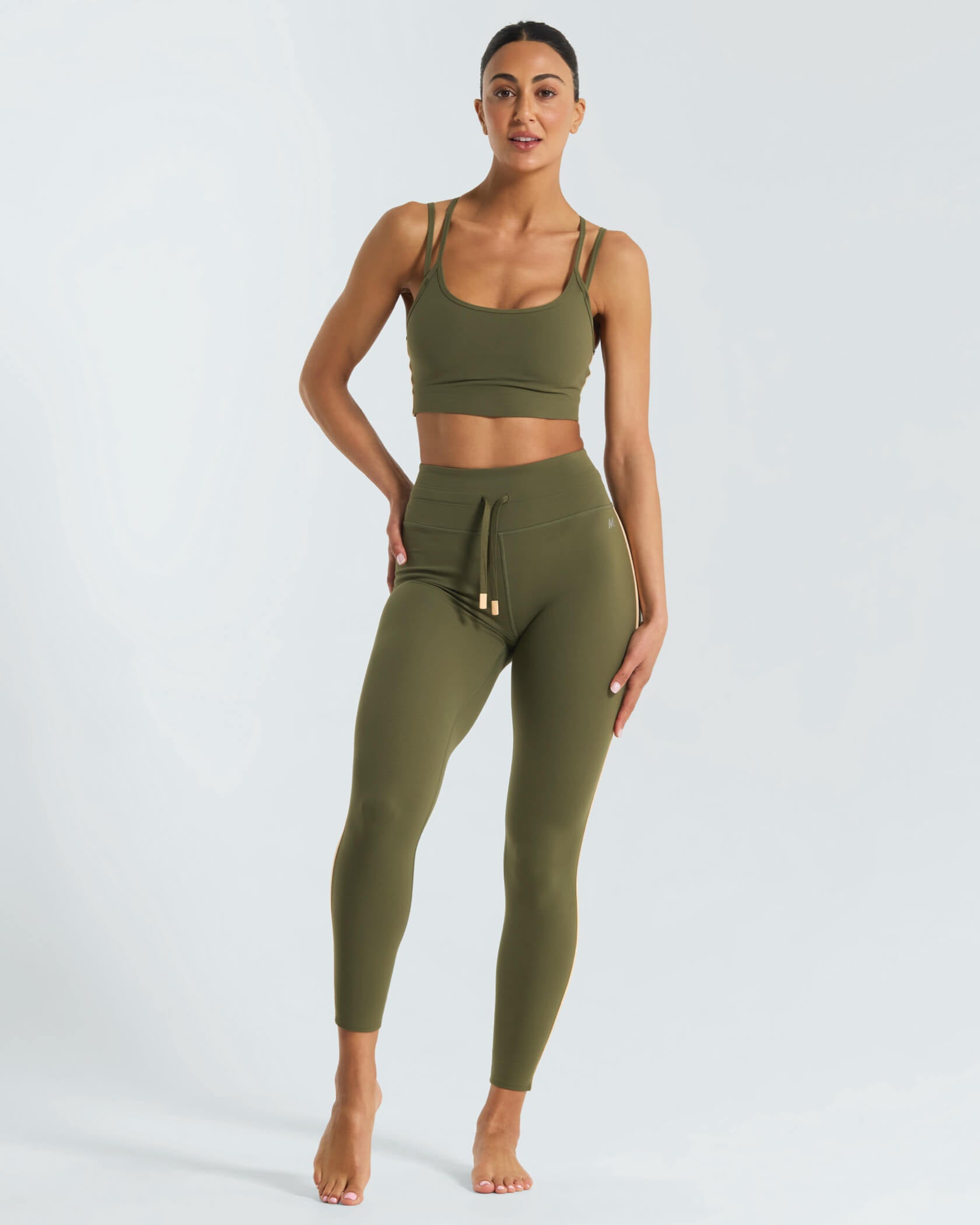 Women's Inflow Lightweight Bra |Army| outfit