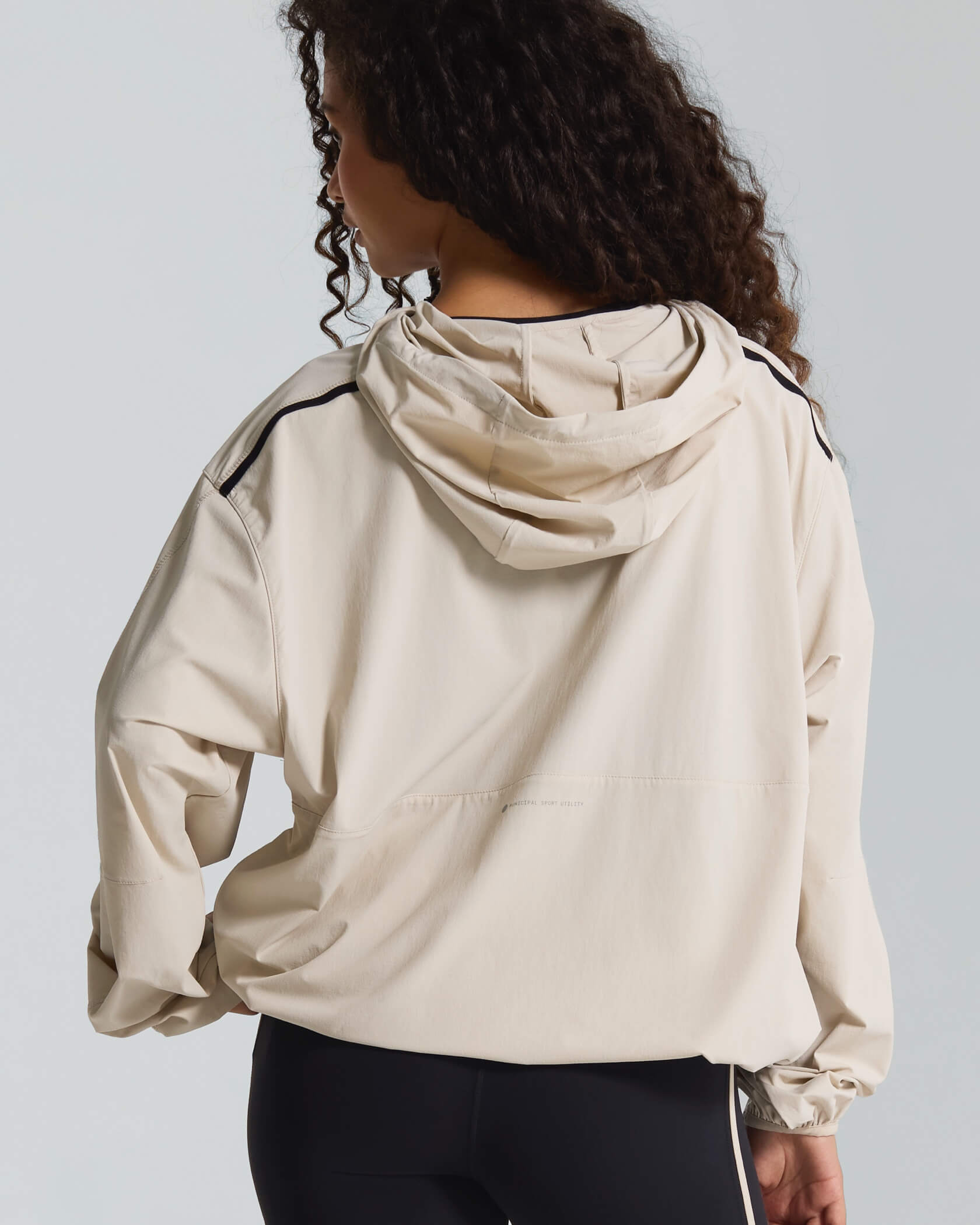 Women's Momentum Half Zip Anorak |Silver Lining| back